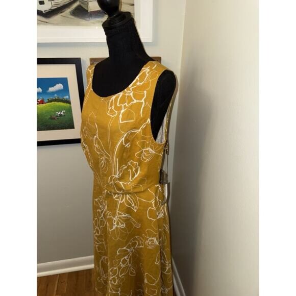 NEW Eva Mendes New York And Company Yellow Floral Gauzy Maxi Dress Open Back 14 - Picture 3 of 8